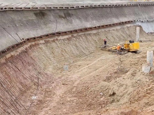 恒山基坑边坡加固