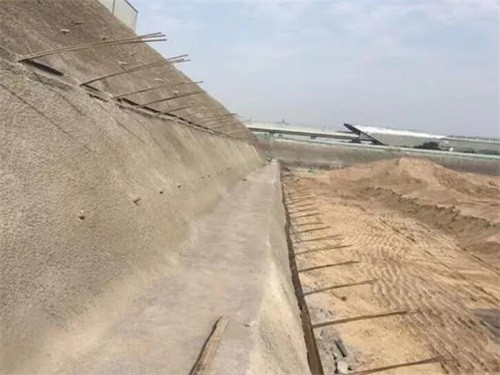 恒山河道边坡加固
